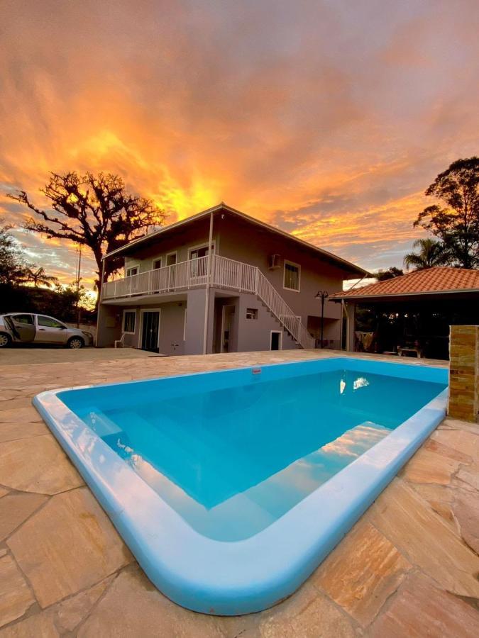 Apartamento Em Chacara Proximo As Praias Com Piscina E Quiosque Com Internet サン・フランシスコ・ド・スル エクステリア 写真
